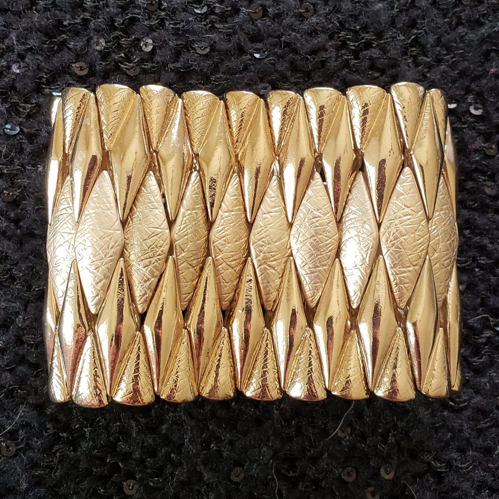 [Jewelmint] Wide Goldtone Elephant Skin Bracelet
